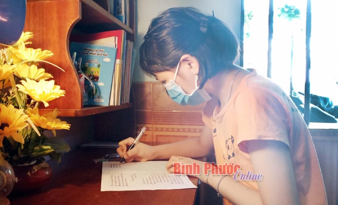 Thiếu nhi Đồng Phú tri ân lực lượng phòng, chống đại dịch