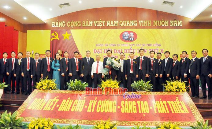 Đồng chí Lê Tiến Vượng tái đắc cử Bí thư Đảng ủy Công ty cao su Phú Riềng