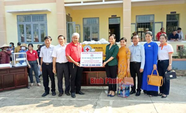 Bù Đốp có “ATM gạo” miễn phí