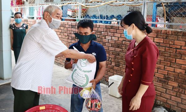 Một số nhà trọ ở Đồng Xoài giảm giá thuê cho người lao động