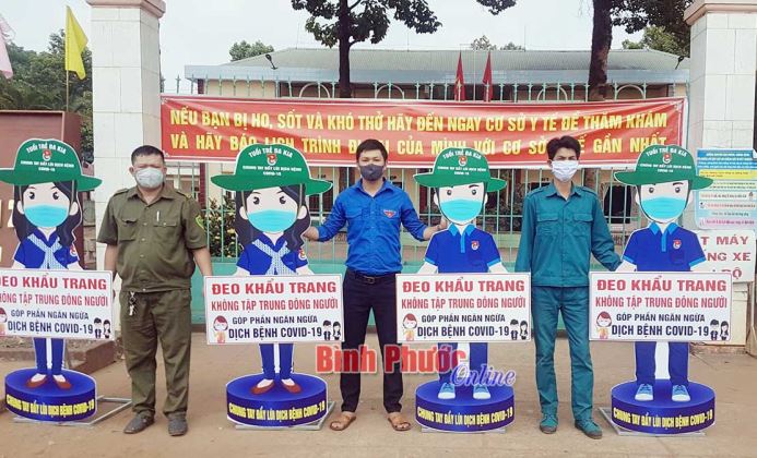 Bù Gia Mập: Gõ cửa từng nhà để phòng, chống dịch