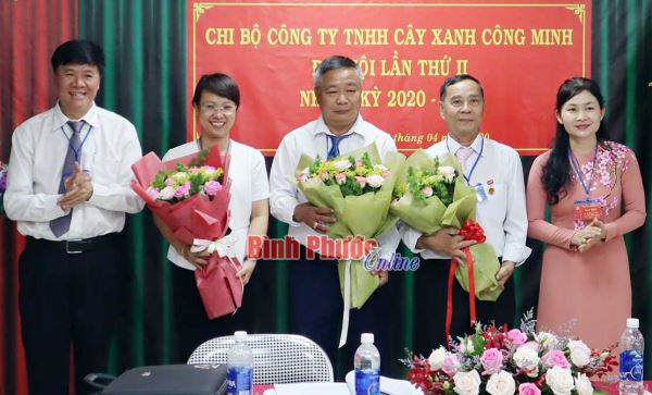 Chi bộ Công ty TNHH cây xanh Công Minh đại hội lần II
