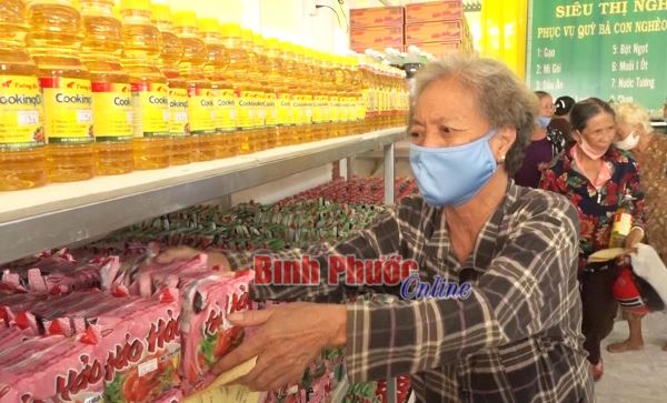Khai trương “Siêu thị nghĩa tình 0 đồng” ở Chơn Thành