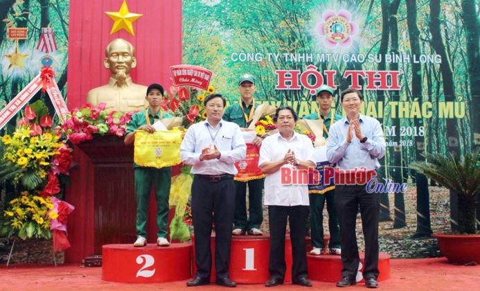 Ðổi mới, nâng cao hiệu quả sản xuất - kinh doanh, xây dựng đơn vị vững mạnh toàn diện