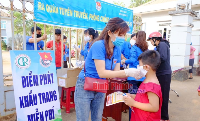 Tuổi trẻ cao su Phú Riềng: Nhiều hoạt động thiết thực trong phòng, chống Covid-19