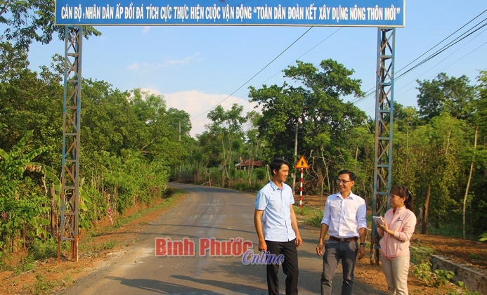 “Đảng viên đi trước...”