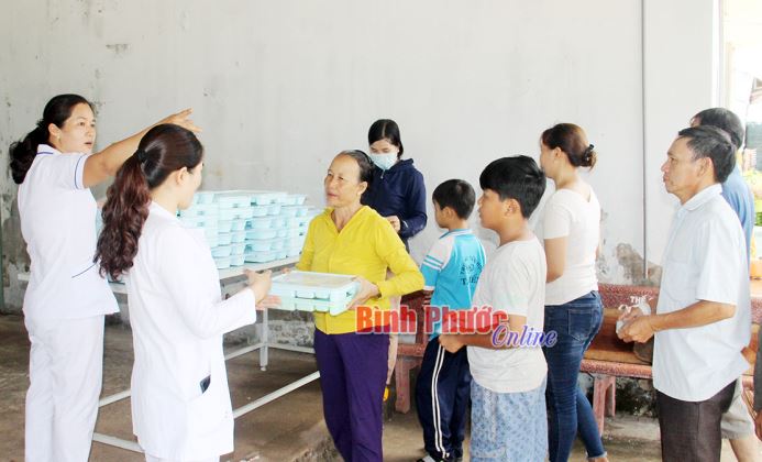 Thầm lặng tỏa s&aacute;ng