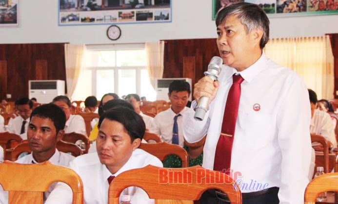 Tâm huyết, trí tuệ và trách nhiệm trong thảo luận các văn kiện trình đại hội