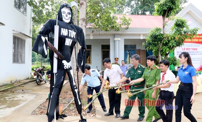 Mít tinh phát động “Tháng hành động phòng, chống ma túy”