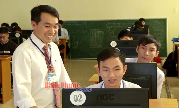 Người thầy truyền &ldquo;lửa&rdquo; đam m&ecirc; m&ocirc;n Tin học