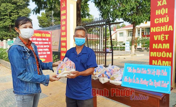 Nghĩa tình trong đại dịch