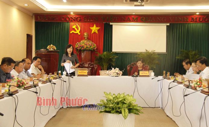 Tỉnh ủy xem x&eacute;t vướng mắc trong thực hiện dự &aacute;n đầu tư c&ocirc;ng