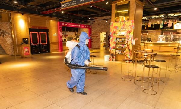 Rạp chiếu phim mở cửa sau khi nới giãn cách xã hội với nhiều ưu đãi