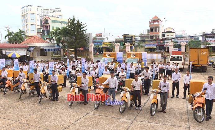 Ra quân hưởng ứng tháng vận động triển khai BHXH toàn dân