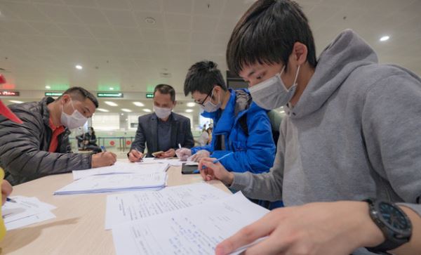 Thêm 6 bệnh nhân COVID-19 mới, 1 ca liên quan Bệnh viện Bạch Mai