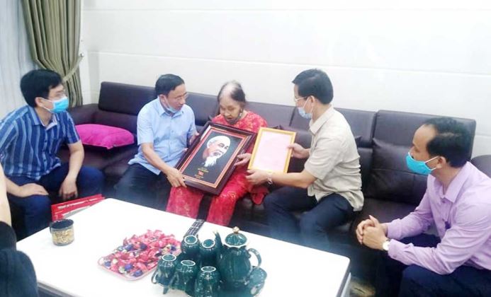 C&aacute;c Mẹ đ&atilde; thắp s&aacute;ng niềm tin c&ugrave;ng đất nước!