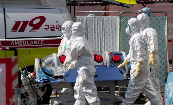 Hàn Quốc ghi nhận số ca mắc COVID-19 vượt ngưỡng 10.000 người