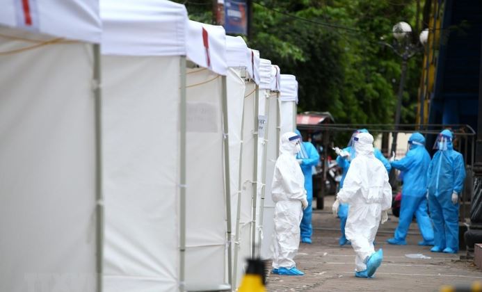 Thêm 5 trường hợp mắc bệnh COVID-19, 1 ca là Công ty Trường Sinh