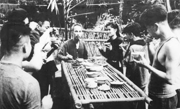 Chủ tịch Hồ Chí Minh: Một tình yêu bao la với nhân dân Việt Nam