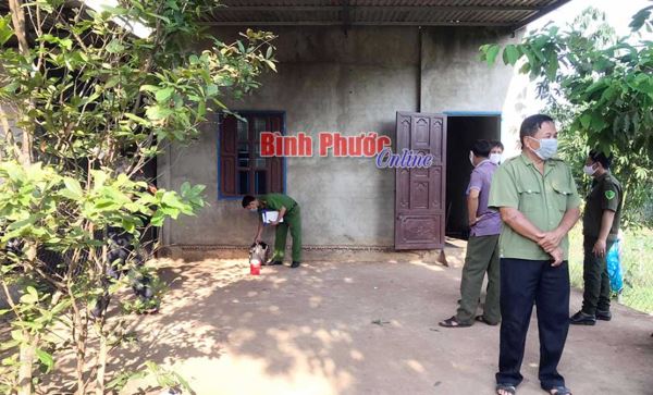 Đến nh&agrave; bạn xin ngủ nhờ rồi tử vong