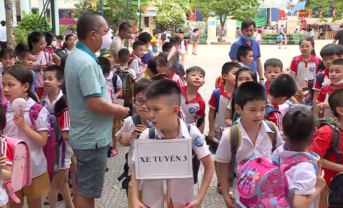 Bản tin 100 độ ngày 11-6: Những bệnh nhi ở lớp học đặc biệt