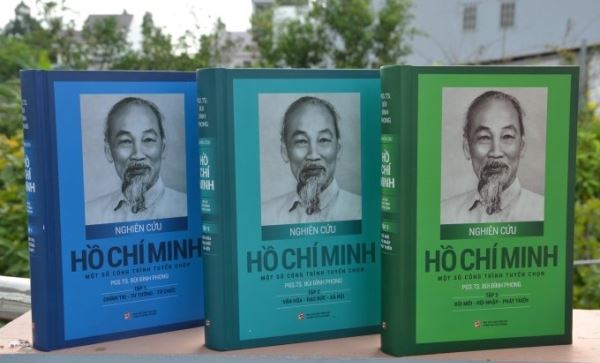 Ra mắt bộ sách: “Nghiên cứu Hồ Chí Minh - một số công trình tuyển chọn”