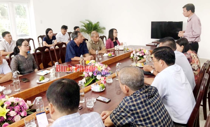 BPTV học tập, trao đổi kinh nghiệm tại Đ&agrave;i PT-TH Vĩnh Long