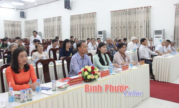 Họp mặt các đồng chí nguyên lãnh đạo thành phố Đồng Xoài 