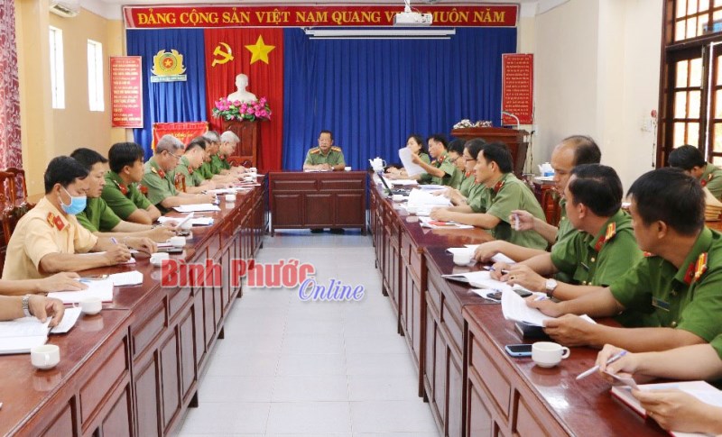 Đảng ủy Công an Bình Phước kiểm tra thực hiện Nghị quyết Trung ương 4, khóa XII tại các huyện, thị 