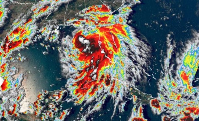 Mỹ ban bố tình trạng khẩn cấp do bão Sally sắp đổ bộ