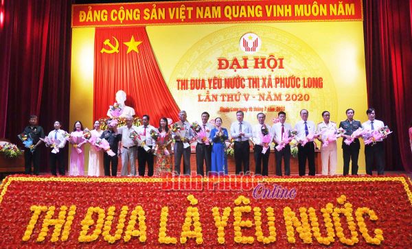 31 tập thể và cá nhân ở thị xã Phước Long được tuyên dương 