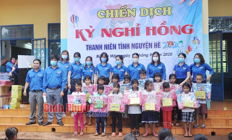 Lan tỏa tính nhân văn từ “Kỳ nghỉ Hồng” 