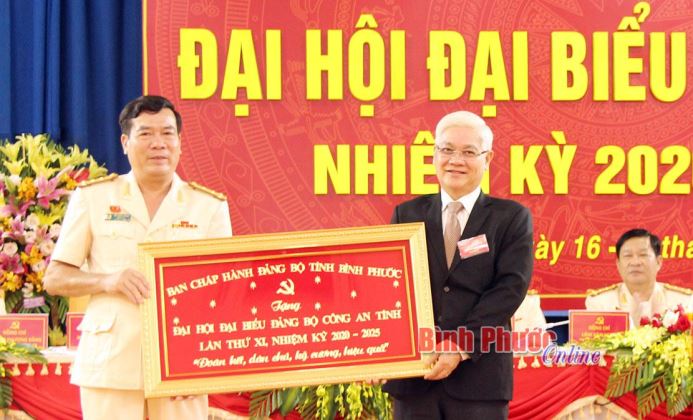 Khai mạc Đại hội đại biểu Đảng bộ Công an tỉnh lần thứ XI