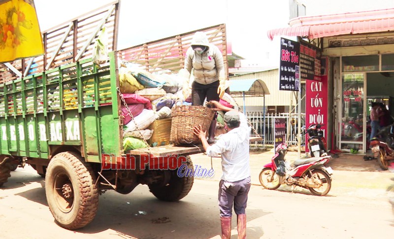 Đắk Ơ làm tốt thu gom rác thải sinh hoạt