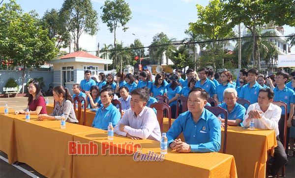 Diễu hành truyền thông nâng cao nhận thức về  BHXH