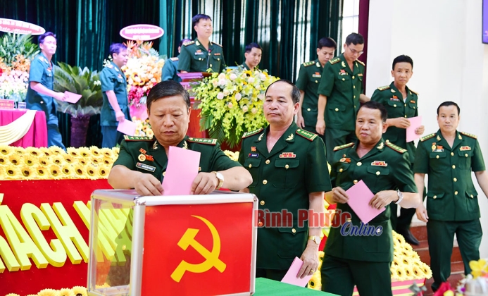 L&agrave;m sao để mỗi người d&acirc;n đều l&agrave; chiến sĩ, l&agrave; &ldquo;mắt thần&rdquo; của lực lượng bi&ecirc;n ph&ograve;ng