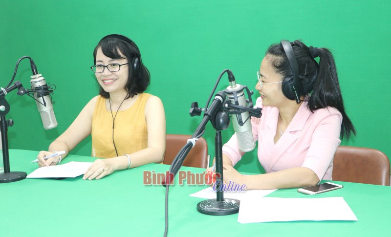 Đ&agrave;i Ph&aacute;t thanh - Truyền h&igrave;nh v&agrave; B&aacute;o B&igrave;nh Phước h&ograve;a s&oacute;ng c&ugrave;ng VOH