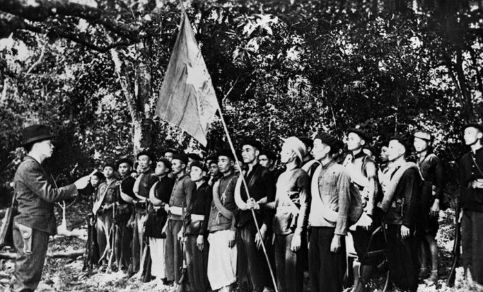 Chỉ đạo chiến lược của Đảng trong cuộc Cách mạng tháng Tám 1945