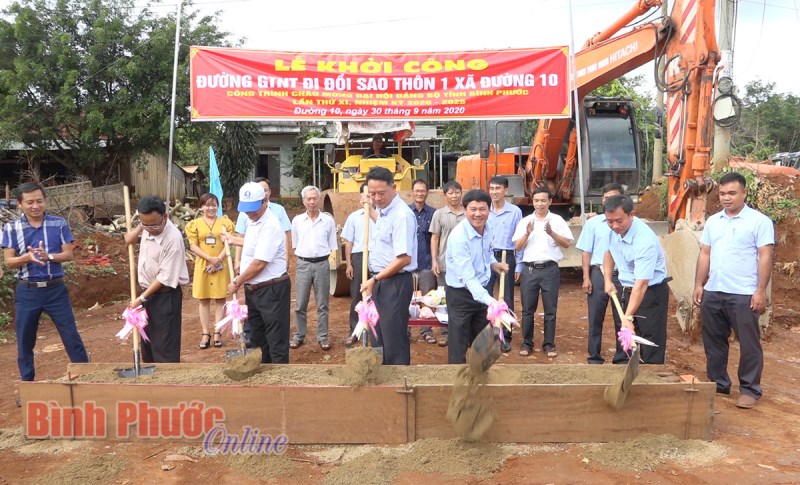 Khởi công đường giao thông chào mừng Đại hội Đảng bộ tỉnh