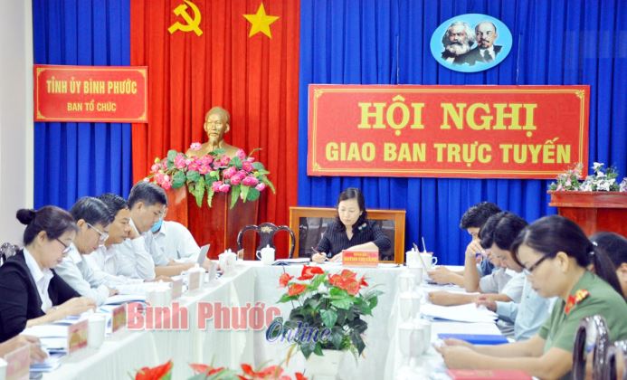 Giao ban trực tuyến to&agrave;n quốc ng&agrave;nh tổ chức x&acirc;y dựng Đảng
