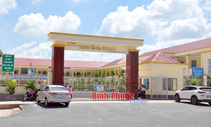 Bức tranh đa sắc màu của Hớn Quản sau một nhiệm kỳ