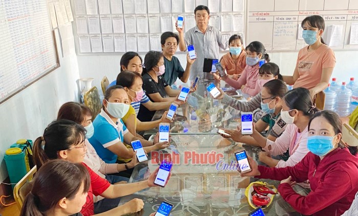 Ti&ecirc;u biểu trong thi đua &ldquo;Giỏi việc nước, đảm việc nh&agrave;&rdquo;