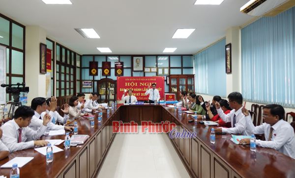 Ông Thái Công Cần tái đắc cử chức vụ Bí thư Đảng ủy Công ty cổ phần cao su Sông Bé khóa XIII