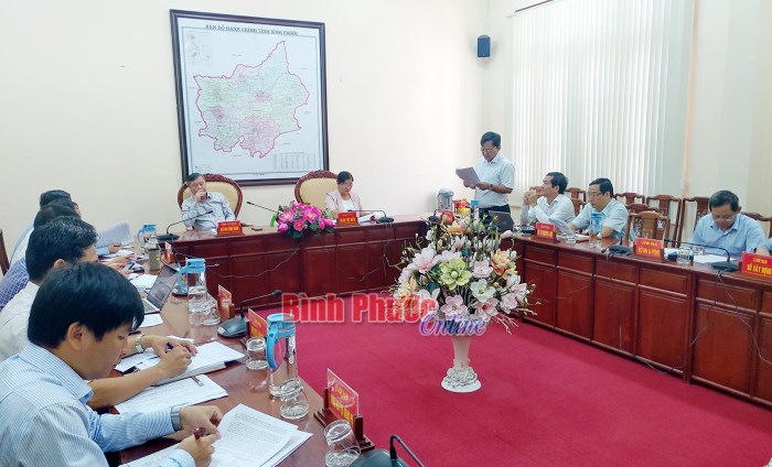 Họp tổ phản ứng nhanh giải quyết kiến nghị của doanh nghiệp