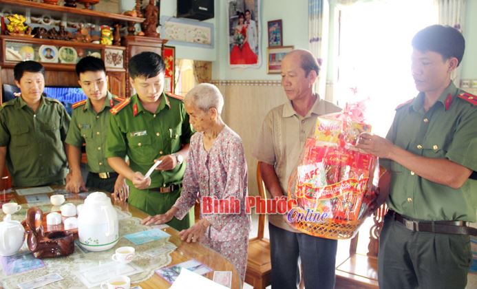 L&agrave;m việc tốt mỗi ng&agrave;y v&igrave; nh&acirc;n d&acirc;n