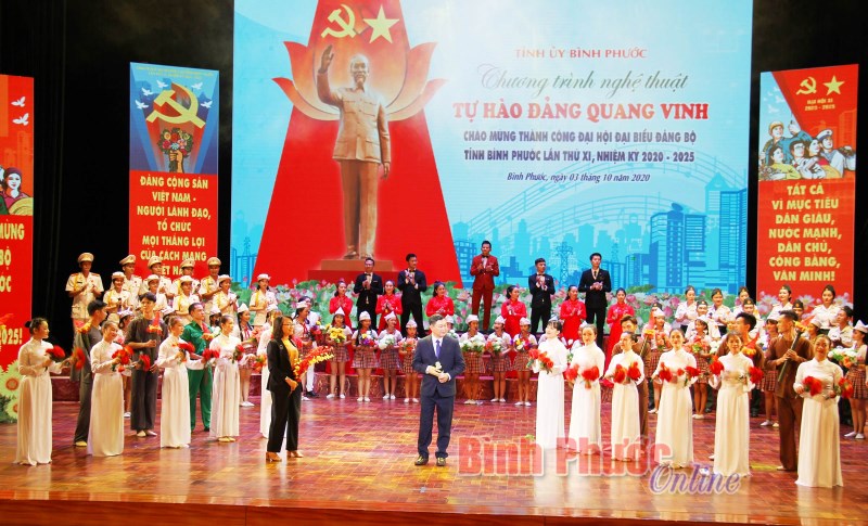 Sẵn sàng cho ngày khai mạc Đại hội đại biểu Đảng bộ tỉnh lần thứ XI