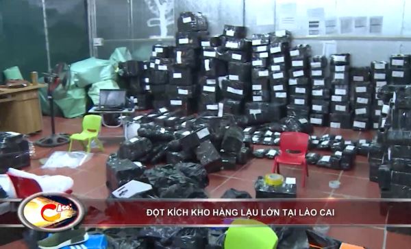 Bản tin 100 độ ng&agrave;y 8-7: Đột k&iacute;ch kho h&agrave;ng lậu quy m&ocirc; hơn 10.000m&sup2;