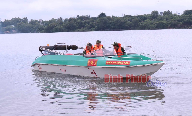 Đồng Xo&agrave;i: Tập luyện v&agrave; kiểm tra kỹ thuật phương tiện cứu hộ, cứu nạn năm 2020