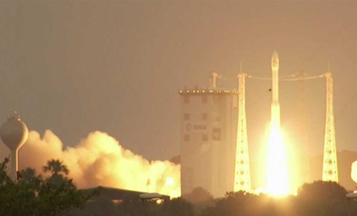 Vệ tinh an ninh đầu tiên của Thái Lan được phóng thành công lên vũ trụ