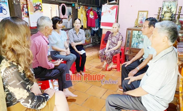 Hỗ trợ sửa chữa nhà cho người cao tuổi